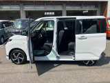 安全安心な走行のために、納車前には小さなクルマを知り尽くしたエキスパートが基本性能に関わる機能や状態を徹底的に点検しています。