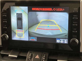 いまや必須装備「ナビゲーション」搭載!知らない場所にスイスイッとドライブ。もう、これなしではハンドルを握れませんね!でも運転中の操作は危険ですのでご注意ですね☆