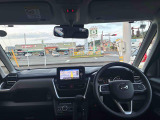 中古車をお選びいただく際に気になる走行距離や修復歴などに加えてキズ・凹みの有無・状態や消耗品の交換、今までの整備状況が &ldquo;ダイハツ認定中古車カルテ&rdquo;でわかります。