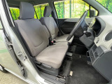 ドライバーによって運転しやすいポジションは異なり、あの車はどうなのか不安なこともありますよね。気になるお車は店頭で乗り込んでご確認いただけます♪