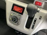 発進時から滑らかに加速する無段階変速のCVTはストップ&ゴーの多い街の中も快適です