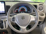 【純正革巻きステアリング】上質な革を使用することで、手にしっかり馴染みとても運転しやすいハンドルです♪