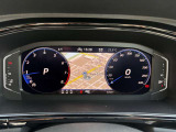 Digital Cockpit Proナビゲーションのマップをメーター全面に拡大表示できます。お好みのグラフィックにカスタマイズできます。