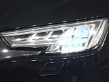 ●LEDハイビームが多数独立で存在し、ハイビーム時に対向車や前方を走る車の部分をロービームに切り替えが可能!!シーケンシャルウインカーも装備!!