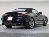 一目で伝わるBMW特有のスポーティーなプロポーションは、BMWの走行性能を生み出すのに欠かせない要因の一つです。細部まで拘りぬいたお車をぜひ一度ご覧ください!