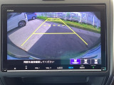バックモニター付きで、車庫入れやバック時の後方確認をしっかりサポート。モニターに映し出される映像で死角も確認しやすく、狭い場所での駐車や後退時の操作をより安心して行えます。