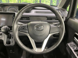 【純正革巻きステアリング】上質な革を使用することで、手にしっかり馴染みとても運転しやすいハンドルです♪