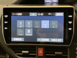 純正ナビを装備。タッチパネル式で使いやすく、お出かけもラクラクです。