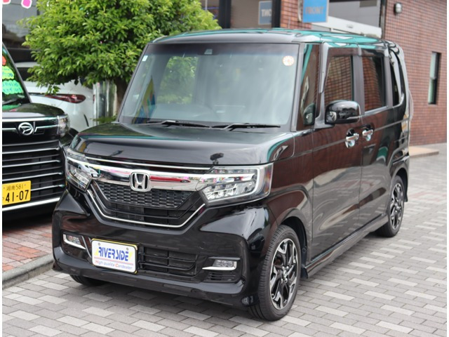 ホンダ N-BOXカスタム 