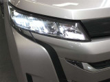 LEDヘッドライトです! 明るく、省電力です!!