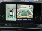 車を真上から画面で確認出来るアラウンドビューモニター♪画面を見ながら車庫入れが非常に楽になります!