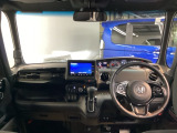 機能的なコックピット。快適な運転を楽しめます。