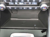 スマホ充電Qi搭載