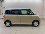 軽自動車、小型車を中心に常時300台展示車を御用意させて頂いております