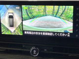 【アラウンドビューモニター】専用のカメラにより、上から見下ろしたような視点で360度クルマの周囲を確認することができます☆死角部分も確認しやすく、狭い場所での切り返しや駐車もスムーズに行えます。