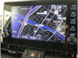 純正ナビを装備。タッチパネル式で使いやすく、お出かけもラクラクです。