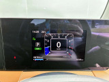 メーター内のカラーディスプレイには運転をサポートするさまざまな情報を表示します☆