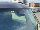 【安全装備】ミリ波レーダーと単眼カメラの組み合わせにより、検知対象を車両や歩行者、自転車,自動二輪車とし、交差点での検知にも対応した衝突被害軽減ブレーキ「デュアルセンサーブレーキサポートII」を搭載◎