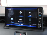 ナビゲーションはギャザズ9インチメモリーナビ(VXU-245VZi)を装着しております。AM、FM、Bluetooth、音楽録音再生、フルセグTVがご使用いただけます。