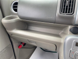 前席の収納スペースも十分ございます!常備しておきたいものを収納できるのは便利ですね!