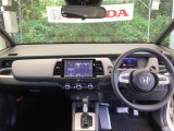 フロントガラスが大きく、ワイドな視界で運転もしやすくなるように、設計されています。