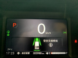 【ホンダセンシング】衝突軽減ブレーキや車線逸脱抑制などの機能で、日常の安全運転をサポートします。