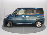 後席両側電動スライドドア☆ 小さなお子様の乗り降りも気楽に行えます。荷物で手一杯の際も、ボタンでドアの開閉ができる上、開口部も広いため大きな物でも一人で積込みが行いやすいです!