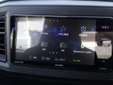 メニュー画面です。オーディオはBluetooth接続可能です。