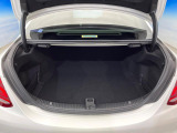 ●トランクルーム:趣味が広がる収容スペース!これだけの広さがあればお買い物やレジャーなどにも最適です!使用感も少なくきれいな状態を維持しております。
