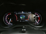 メーターの視認性もよく安全運転ができますね