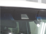 運転する人も、そうでない人も、家族みんなが安心して、自由にお出かけできる生活をサポートする先進機能。