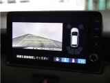 ◆リアワイドカメラシステム◆3種類の表示で後方確認をサポート♪セレクトレバーを「R」の位置に入れるとカメラ画像に切り替え。ノーマルビューでは従来のリアカメラと同様の標準的なビューで表示します!