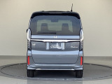 現車を確認できる方へ販売いたします。当社サービススタッフにて純正部品を使い点検整備を実施し、その後、ご納車させていただきますのでご安心してご利用いただけます。