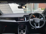 指定工場で車検までご対応可能。6ベイを完備したサービス工場を併設し、快適なAudiライフをサポートします。詳しくは0078-6002-900146中古車スタッフまで