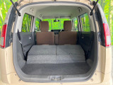 普段のお買い物や通勤、送迎等に十分な荷室スペースを確保しております。セカンドシートを倒すと、大きな荷物の積載も可能です♪