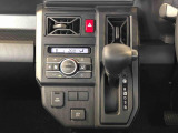 温度を設定すれば、自動で車内の温度管理をしてくれる優れものです♪ATミッションで運転楽々