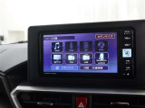 こちらのナビゲーションには、AM/FMラジオ/TV/Bluetooth機能などもついています。
