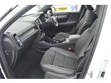 XC40 T4 AWD Rデザイン 4WD