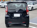 プライバシ-ガラスが装備されています。外を見るときは気にならずに、後方車両から車内が見えにくい設計です。