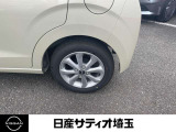 純正アルミホイール装着