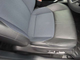 運転席の状態が出る場所ですが、ご覧の通りにキレイな状態ですよ。パワーシートを装備☆
