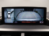 パノラミックビューモニター付きです。車両を上から見たような映像をディスプレイオーディオ画面に表示。運転席からの目視だけでは見にくい、車両周辺の状況をリアルタイムでしっかり確認できます。
