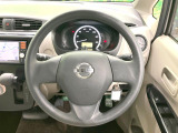 ステアリングも使用感が少なく、きれいな状態となっております♪