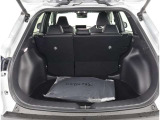 広々としたラゲージスペースを備えています。大きなものや長さのある荷物もしっかりと積み込めます。