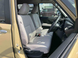 自動車保険も取り扱っておりますの無料で見積りをいたします♪ お客様のお話を伺い、お客様に合った的確なプランをご提案させて頂きます。
