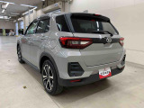当社ではご購入時にメンテナンス商品や自動車保険のご提案も行っております。