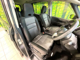 運転席シート廻りは使用感も少なく、良好な状態となっています。丁寧に使われていたことがよくわかりますね。
