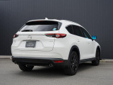 北米仕様の3列シートSUV「CX-9」を日本国内向けにリサイズすることで、重量に負けない強靭なボディの多人数SUVが誕生しました。