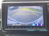 バックモニター付きで、車庫入れやバック時の後方確認をサポート。
