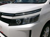 LEDヘッドライトで、明るさはもちろん省エネで環境にもやさしく、夜間の走行や悪天候でも安心です。しかも長寿命!
